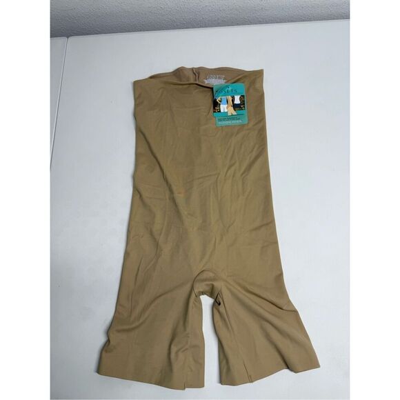 NWT ASSETS By Sara Blakely High Waist Mid Thigh Body Firmer Tan Size L - Picture 1 of 9